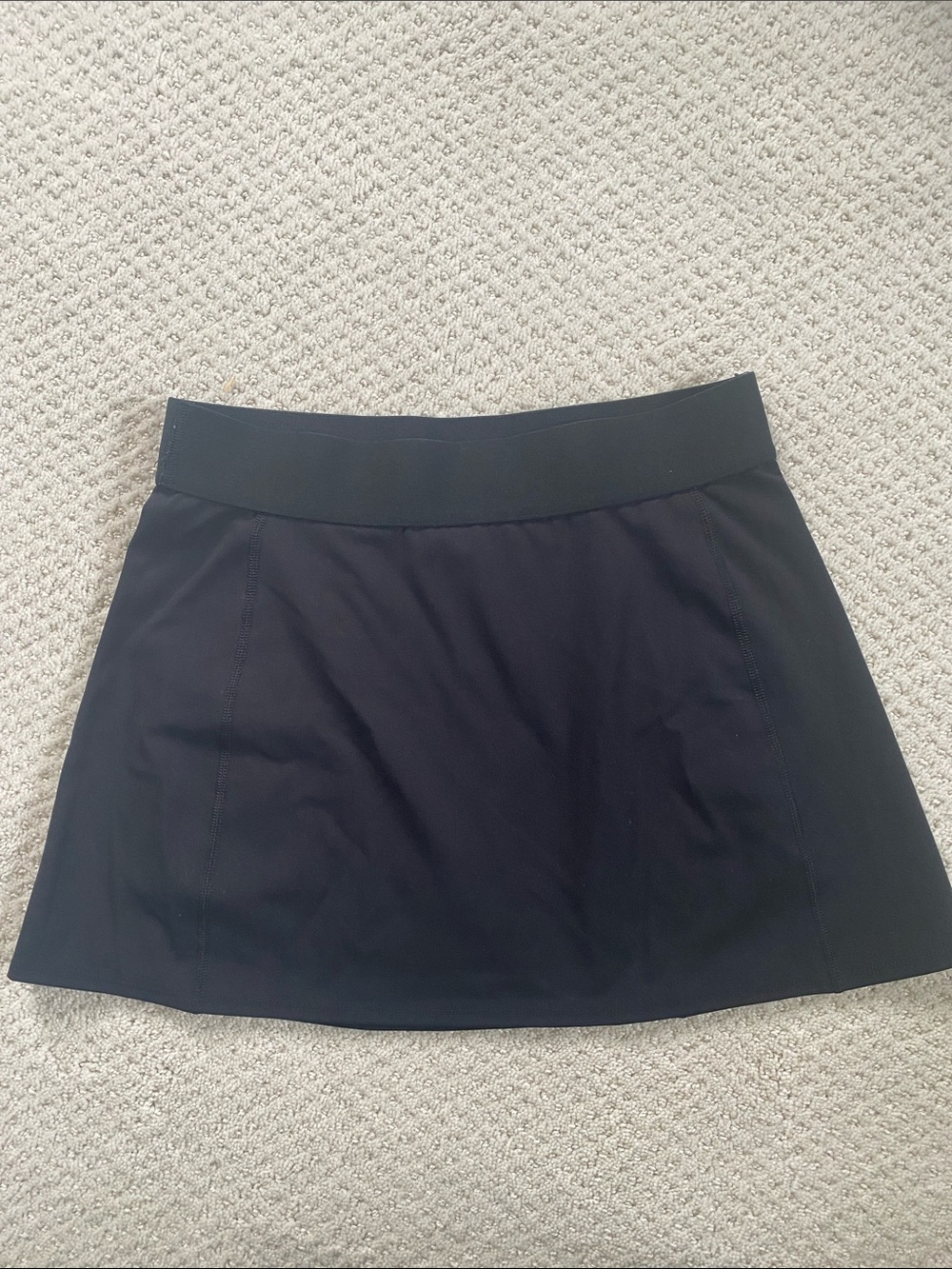 TNA TNAction Black Women’s Performance Athletic skirt/skort, medium
